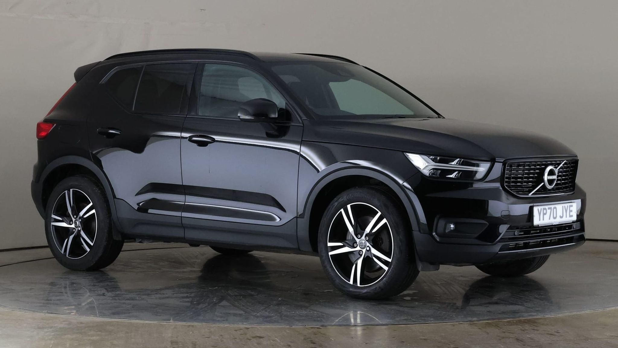 2020 used Volvo XC40 1.5h T4 Recharge 10.7kWh R-Design Plug-in (211 ps)