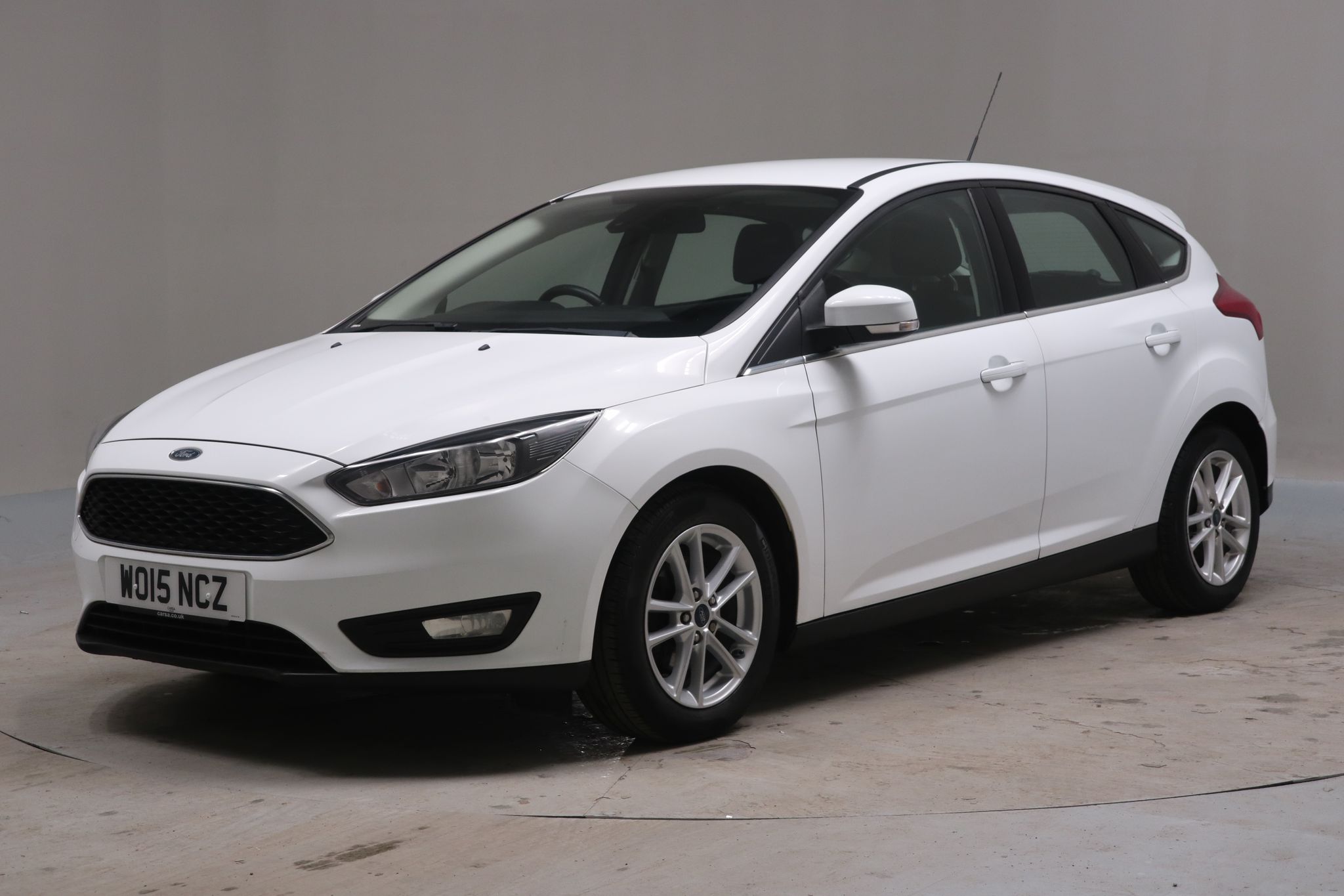 2015 used Ford Focus 1.0T EcoBoost Zetec (125 ps)