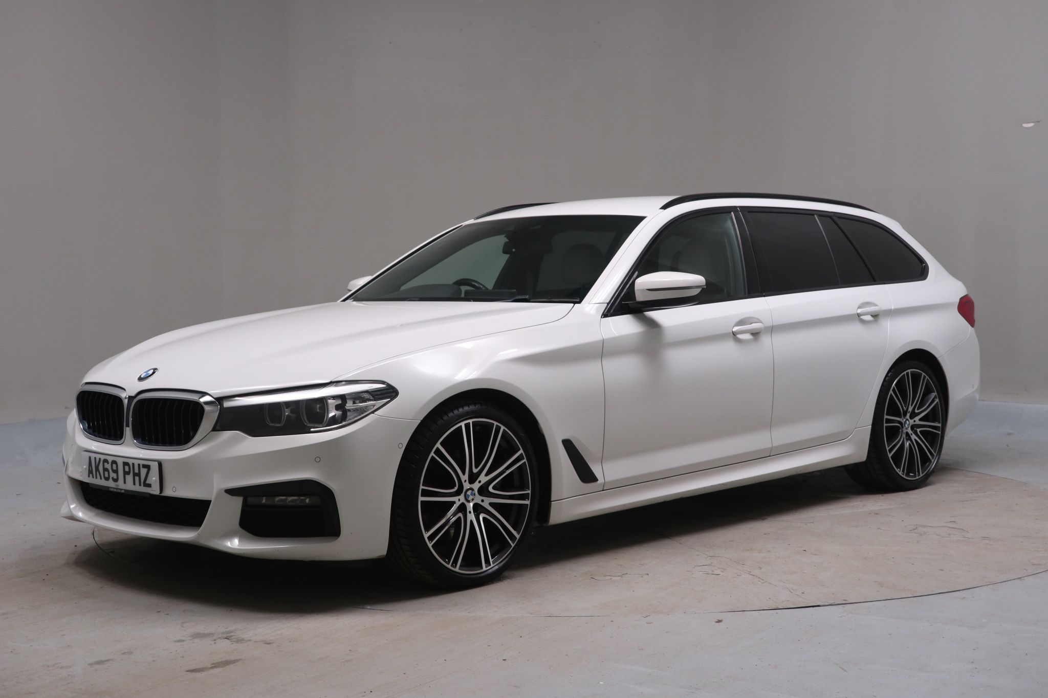 2020 used BMW 5 Series 3.0 530d M Sport Touring (265 ps)
