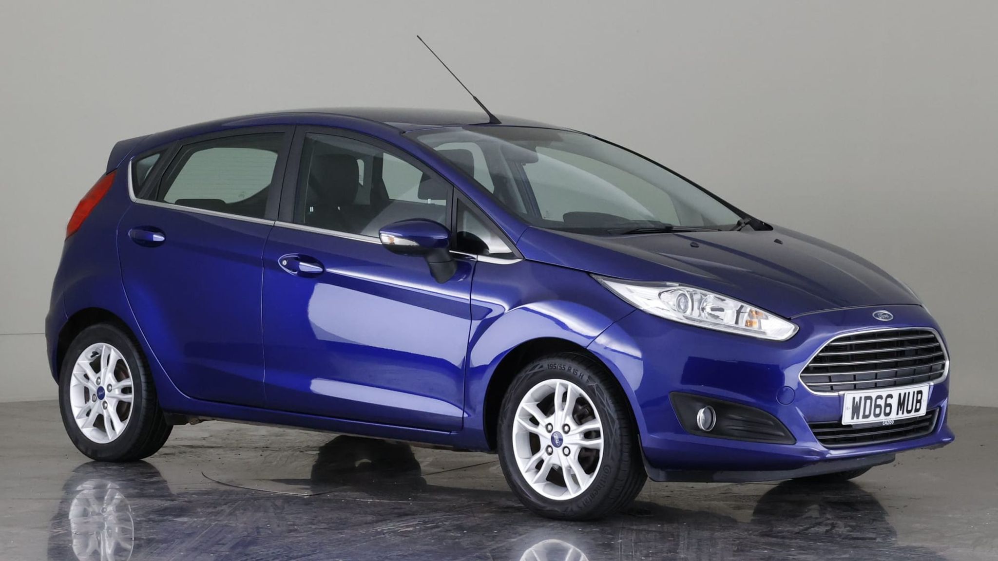 2017 used Ford Fiesta 1.0T EcoBoost Zetec (100 ps)