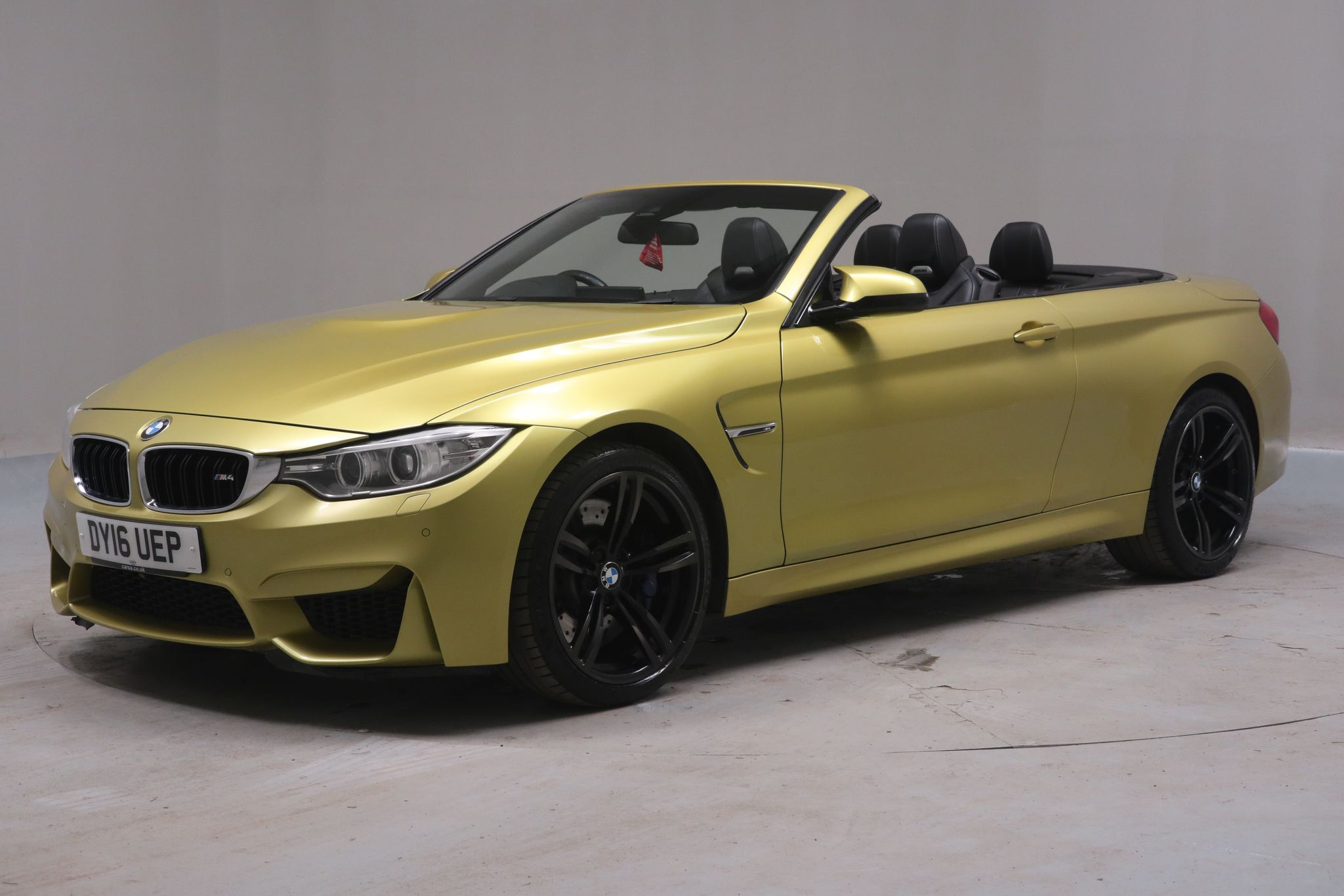 2016 used BMW M4 3.0 BiTurbo Convertible DCT (431 ps)